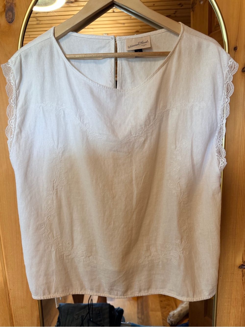 Universal Thread White Cotton Lace-Trim Sleeveless Tunic Top